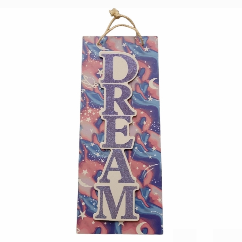 Wall Decor Hang Plaque👉 Dream